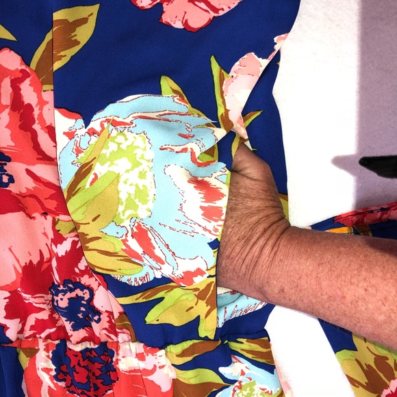 CB by Nordstroms Floral long-sleeve Romper in XL - Picture 6 of 8